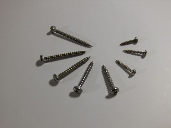 Forgácslapcsavar 4 0 mm x 40 mm D fejű A2