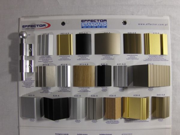 Burkolatváltó sín bronz 3 cm es öntapadós 2 7 m A03-3