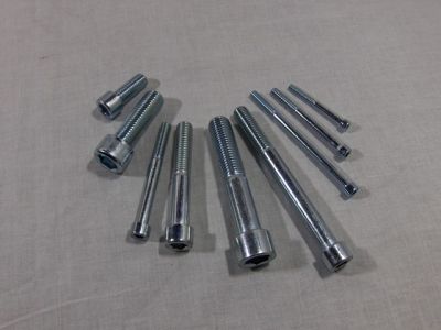 Hengeres fejű, belső kulcsnyílású csavar M4 x 8 mm, 8.8, horganyzott, DIN 912 | 56698