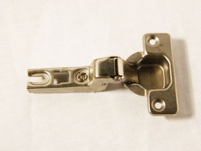 Kivetőpánt közézáródó 35 mm | SISO 0715515036800