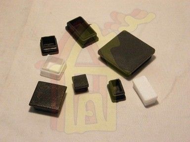 Záródugó zártszelvényhez 40 x 40 mm műanyag