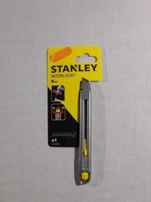 PVC vágó kés 9 mm, fémházas, interlock | STANLEY 0-10-095