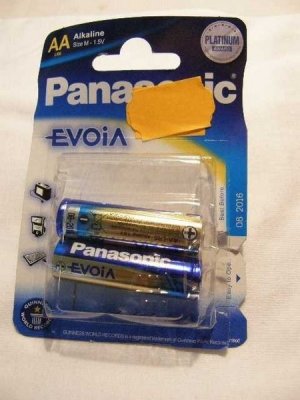 Elem LR6 AA ceruza kék-sárga EVOLTA | PANASONIC