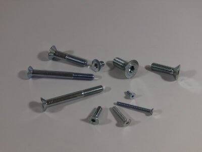 Süllyesztett fejű, belső kulcsnyílású csavar M4 x 8 mm, 10.9, horganyzott, DIN 7991