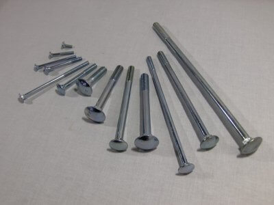 Kapupánt csavar 5 mm x 16 mm DIN 603