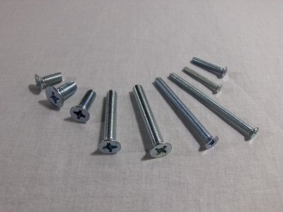 Süllyesztett fejű, kereszthornyú csavar M6 x 60 mm